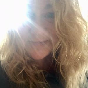 Meet your Posher, Kara